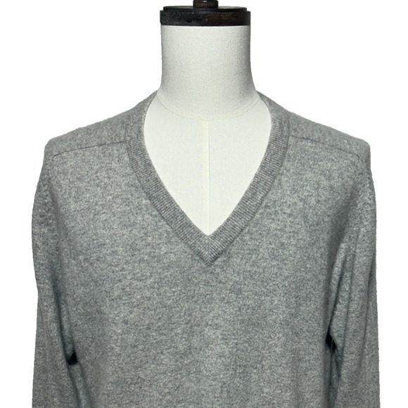 Snow Lotus Cashmere Sweater Mens 44 Large Gray V-Neck Long Sleeve - Picture 1 of 9